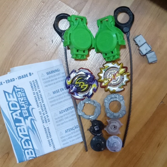 Lot  Beyblade Metal Fusion Burst Turbo Top Spinners Launchers Parts & arena. - Picture 2 of 5